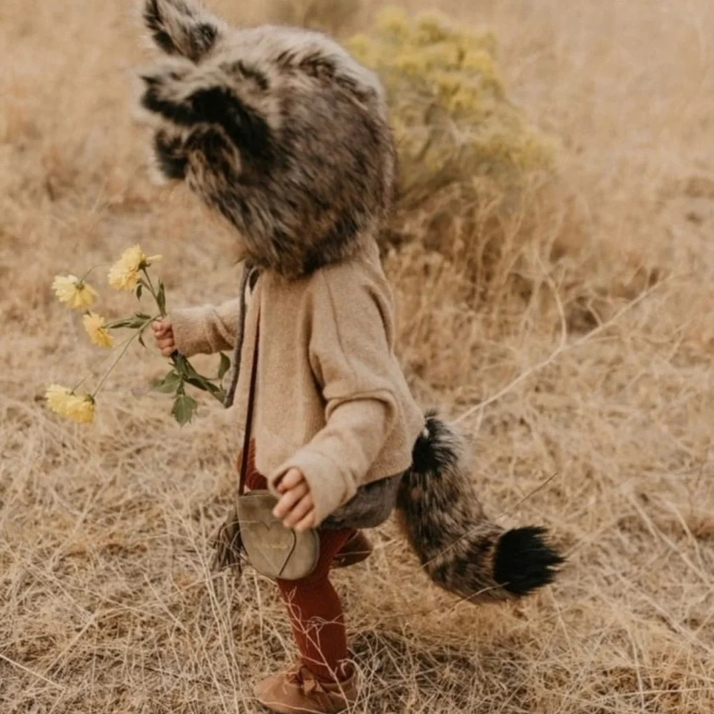 Native Fable Dire Wolf Bonnet